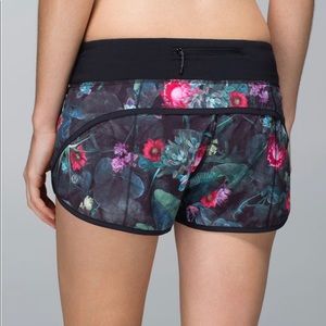 Lululemon Run Speed Shorts Curious Jungle Multi